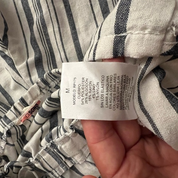 CisonoBlack and White Striped Sleeveless Jumpsuit with Relaxed Fit, size M. - Picture 12 of 13